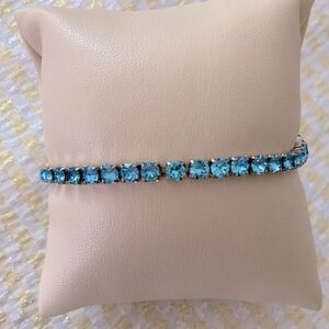 Swarovski Crystal Stretch Bracelet in Blue